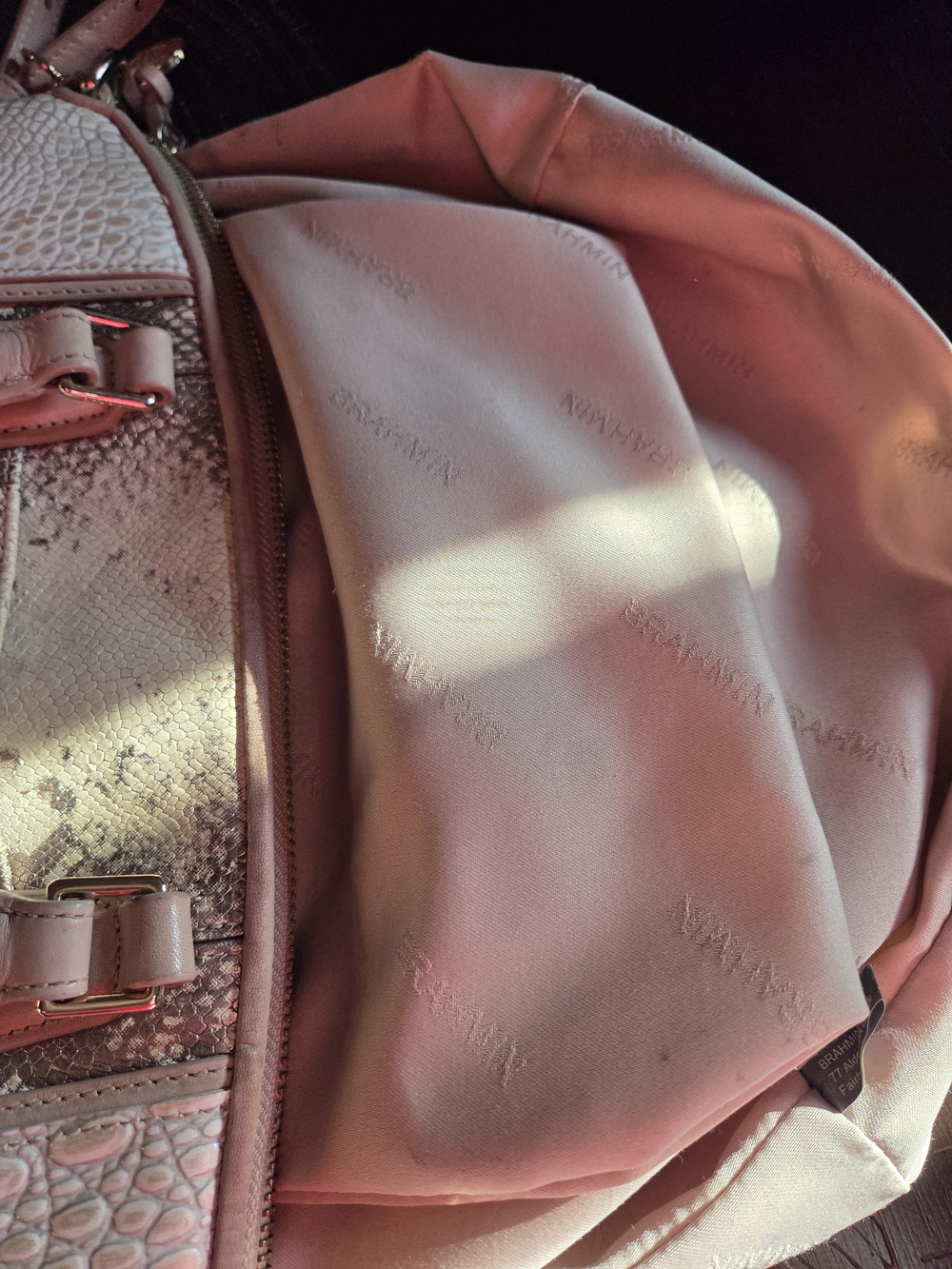 Brahmin Taupe and Cream Snake-Texture Crossbody Satchel/Crossbody - Picture 14 of 16